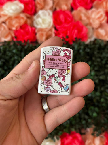 2 Encendedores Recargables Tipo Zippo De Hello Kitty