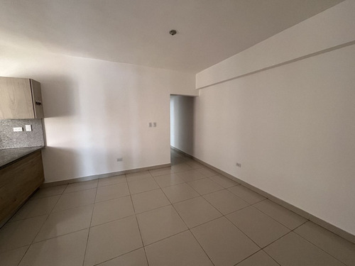 Hermoso Y Moderno Apartamento En Venta, Evaristo Morales.