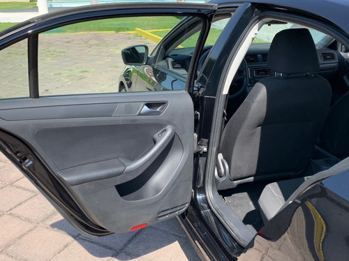 Imagen 13 de 15 de Volkswagen Jetta 2.0 Tiptronic At 2017