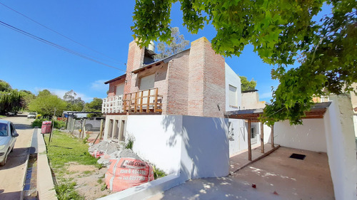 Imagen 2 de 20 de Casa En Venta Tipo Duplex En Tandil Zona Del Lago