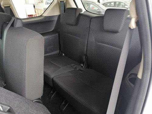 Imagen 13 de 15 de Suzuki Ertiga Glx