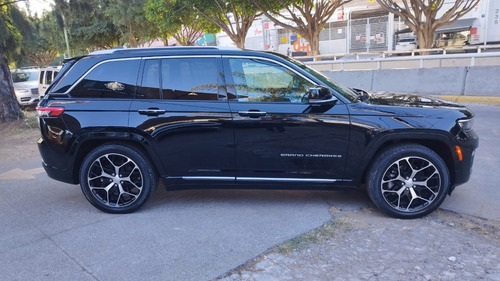 Jeep Grand Cherokee Summit