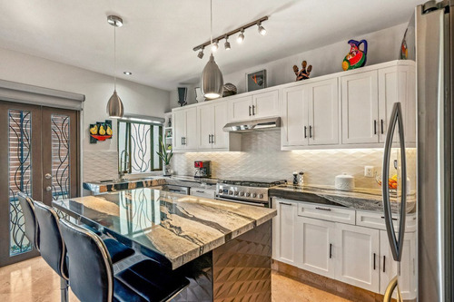Casa En Venta En Guadalupe, San Miguel A 15 Minutos Caminado Al Centro