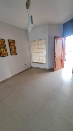 Imagen 10 de 30 de Townhouse Monte Plata Planta 100% Y Pozo Cód.. 161865