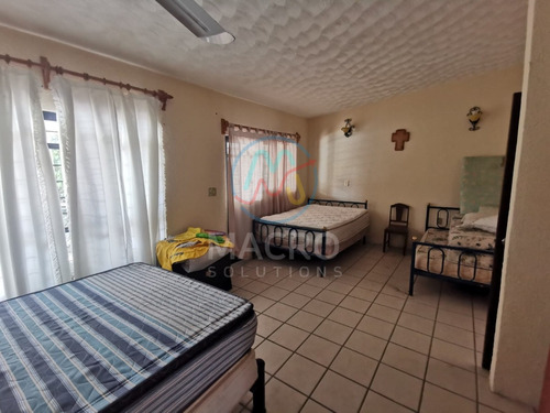 Casa En Venta En Col. Niño Artillero Con Departamento Independiente, Jardín Y Alberca Apta A A Créditos