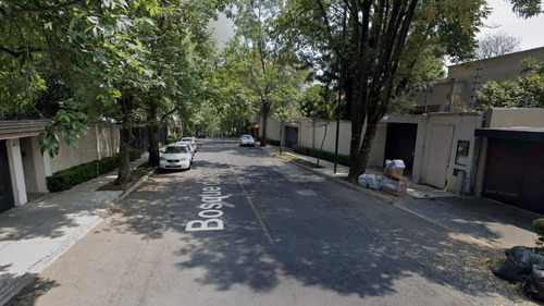 Casa En Bosques De Las Lomas Miguel Hidalgo Cdmx. Remates Exclusivos, Tu Nuevo Hogar Te Espera.