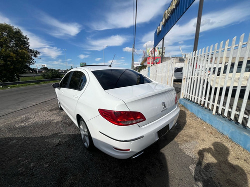 Peugeot 408 2.0 Feline 143cv
