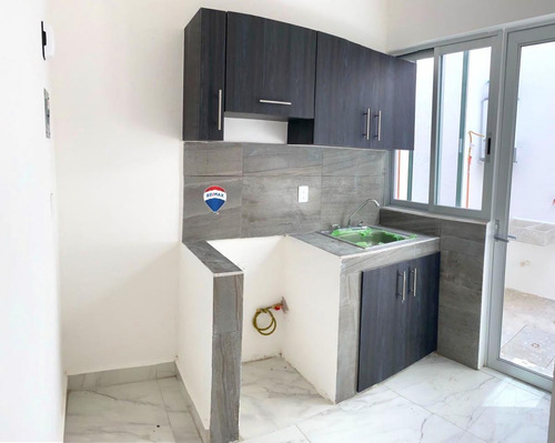 Imagen 2 de 7 de Venta De Casa Un Nivel, Col. Atenatitlán, Jiutepec, Morelos...clave 3648