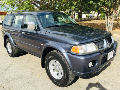 Imagen 3 de 10 de Mitsubishi Montero