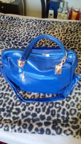 Cartera Azul Con Tachas