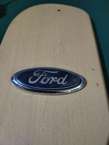 Logo De Compuerta De Ford Fiesta Power Cv4