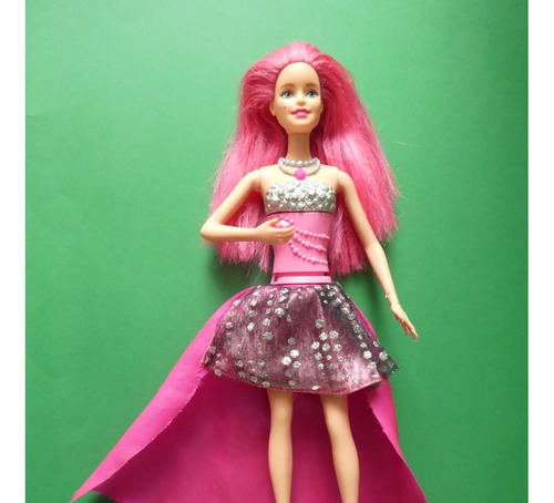Barbie  Rock´n Royals Princess Courtney . Mattel 2014 .