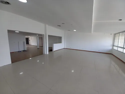 Local En Arriendo En La Avenida Santander/manizales (279062292).