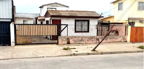 Comoda Casa Con 4 Dormitorios Y 2 Baños A 5 Minutos De Playa