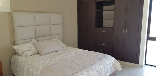 Imagen 13 de 21 de Casa En Venta En Conkal En Privada Zensia Mod. E