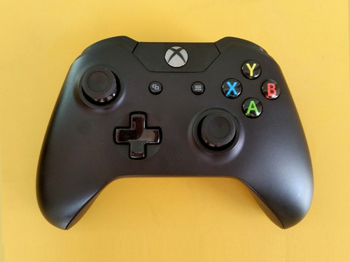 Imagem 4 de 5 de Xbox One 500gb Completo + Jogo + Controle Original