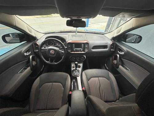 Fiat Toro Volcano 2.4 16V Flex Aut.