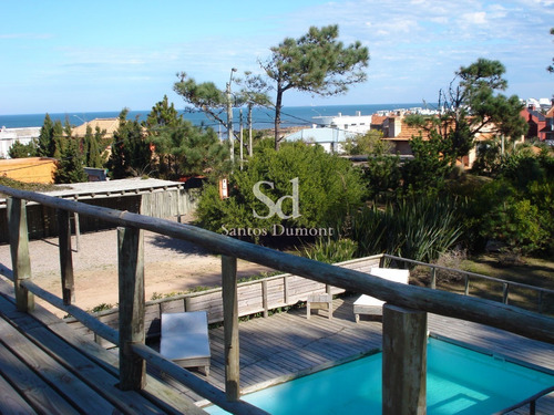 Casa En Venta, Espectacular Ubicación - 4 Dorms- Ref: 12012
