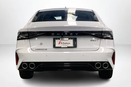Chirey Arrizo 8 2024