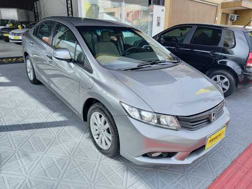 Imagem 3 de 15 de Honda Civic Lxs