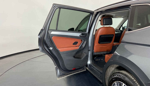 Imagen 15 de 15 de 46927 - Volkswagen Tiguan 2018 Con Garantía At
