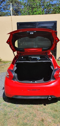 Imagen 5 de 18 de Peugeot 208 2016 1.6 Feline Pack Cuir