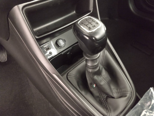 Imagem 12 de 15 de Fiat Strada 1.3 Firefly Flex Freedom Cs Manual