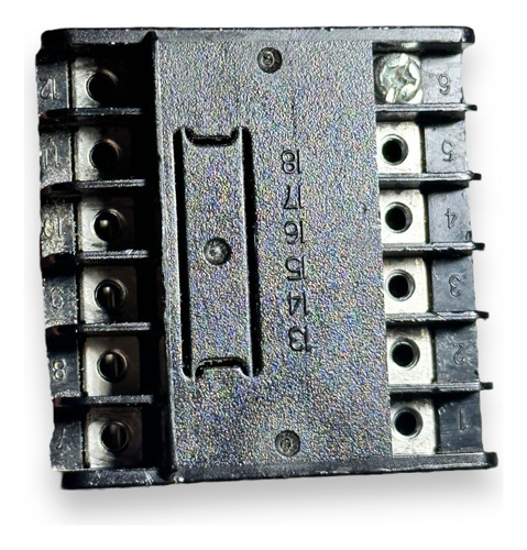Controlador De Temperatura Delta Dt320 (Usado)