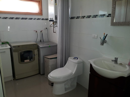 Estupendos 5.000 M2 Parcela Con Casa , Los Laureles/ Limache