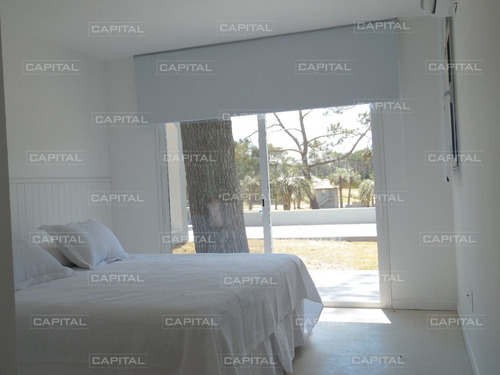 Imagen 25 de 30 de Casa De Cinco Dormitorios En Jose Ignacio - Barrio Privado Pinar Del Faro- Ref: 26524