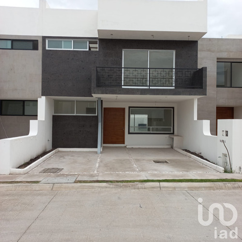 Venta Casa 3 Ambientes Altavista Juriquilla