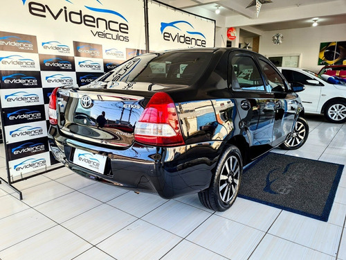 Imagem 6 de 10 de Etios Platinum Sed. 1.5 Flex 16v 4p Mec.