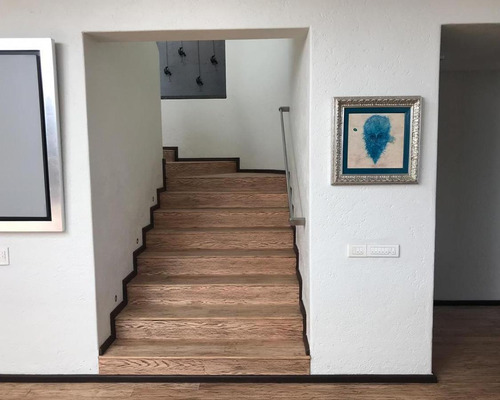 Residencia En La Loma Con Accion Al Campo De Golf Los Encinos