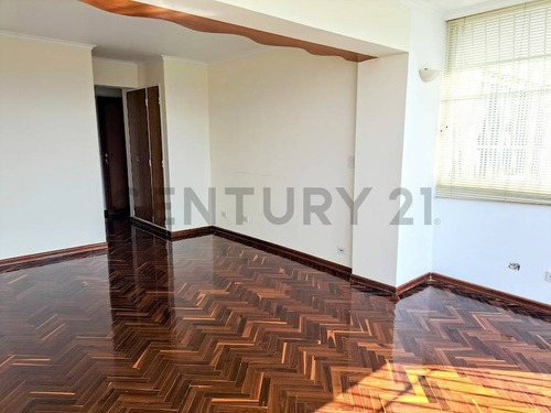 La Cabaña, La Boyera, Se Vende Apartamento Duplex Remodelado