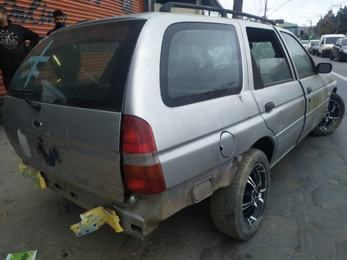 Imagem 3 de 8 de Ford Escort Zetec 1.8 16v Sw Perua 1999 Sucata Somente Peças