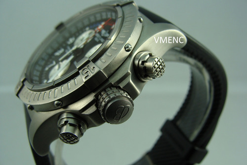 Breitling Chrono Avenger M1 Titanio Ref. E73360 Negro Titanio Negro/plata