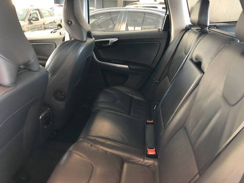Volvo Xc60 2.0 T5 Dynamic Fwd Turbo Gasolina 4p Automático