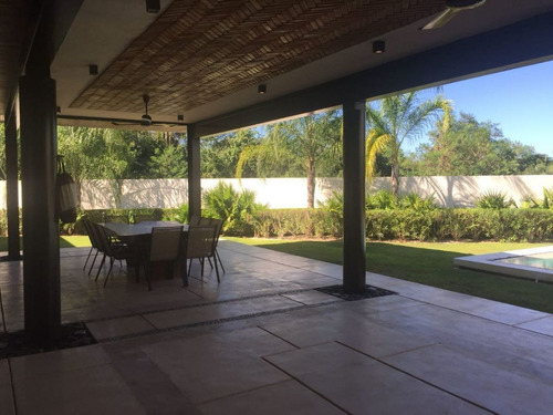 Imagen 10 de 18 de Exclusiva Casa En Ycc