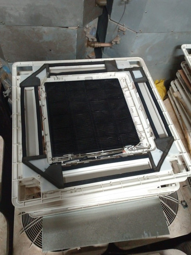 Imagem 2 de 5 de Ar Condicionado Cassete Hitachi 48000btus