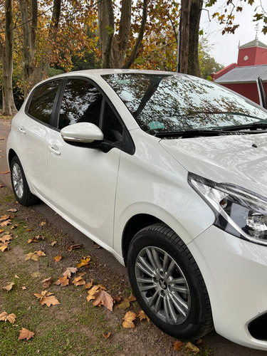 Peugeot 208 1.6 Allure