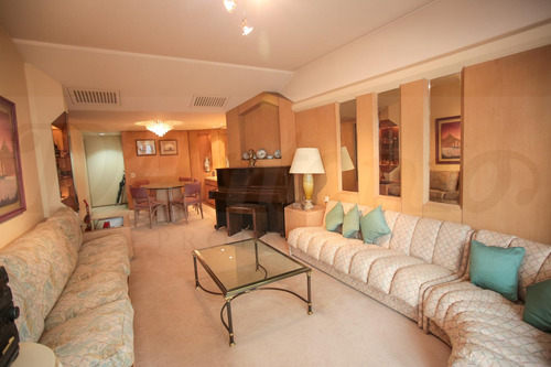 Departamento En Venta Sobre Av. Melian En Belgrano R
