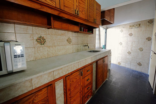 Venta Casa 2 Dormitorios - Lezica - Jardin