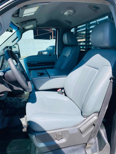 Imagen 11 de 15 de Ford F-250 Súper Duty