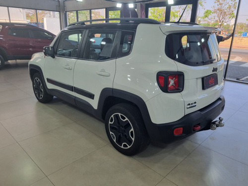 Jeep Renegade 2.0 16V TURBO DIESEL TRAILHAWK 4P 4X4 AUTOMÁTICO