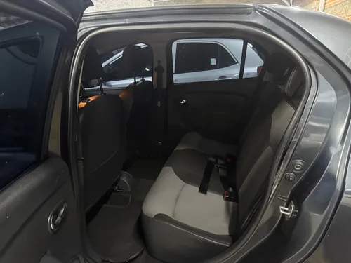 Renault Logan 1.6 Privilege / Intens