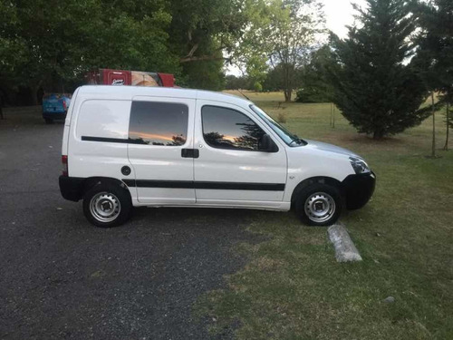 Peugeot Partner 1.4 Furgon Confort 5as 2015