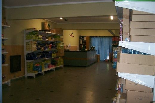 Imagen 2 de 10 de Salon En Venta En Quilmes Oeste