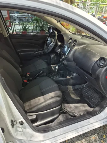 Nissan Versa V-drive Conect At Con 29 Mil Km Modelo 2024