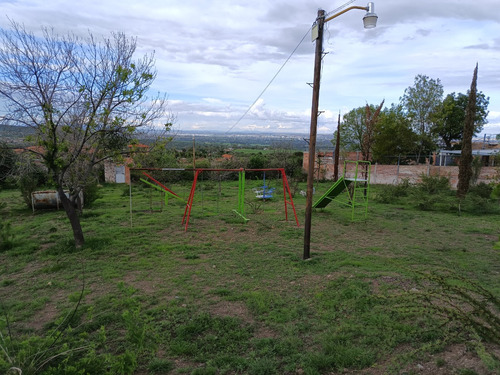 En Venta Terreno De 10,320.51 M2 Con Casa E Instalaciones Al Pie Del Cerro Del Picacho
