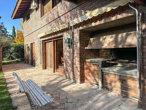Excelente Casa En Venta Con Vista Al Golf